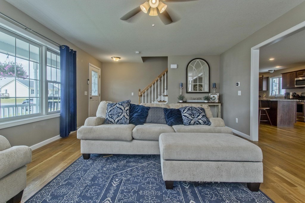 13 Wells Street Springfield, MA 01104 - Photo 5 of 34 Gallery Image 5
