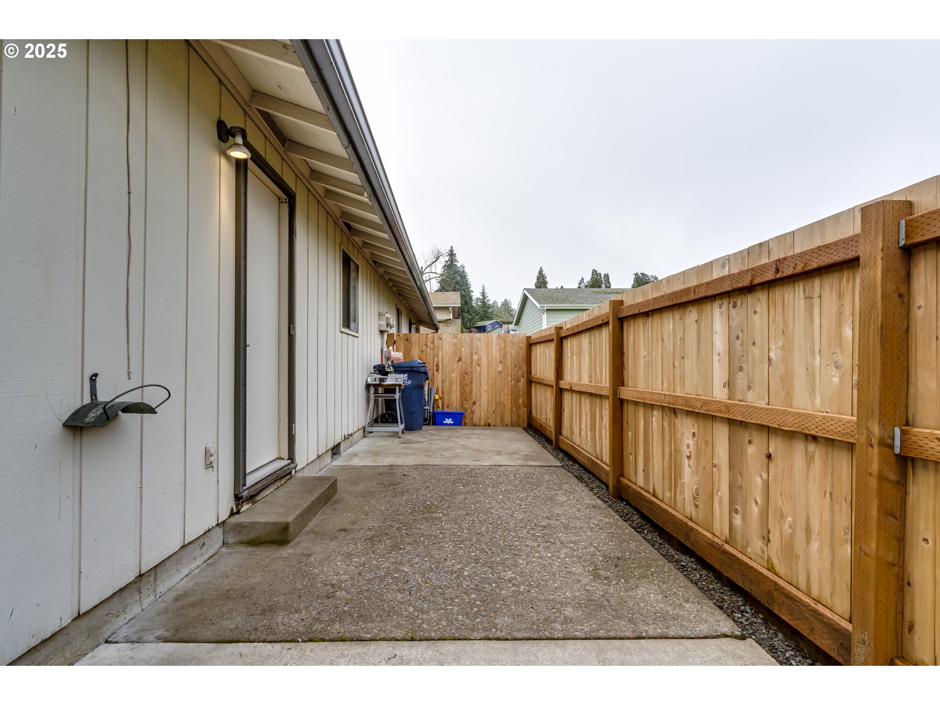 6865 Main Street Springfield, OR 97478 - Photo 21 of 48 a view of a porch