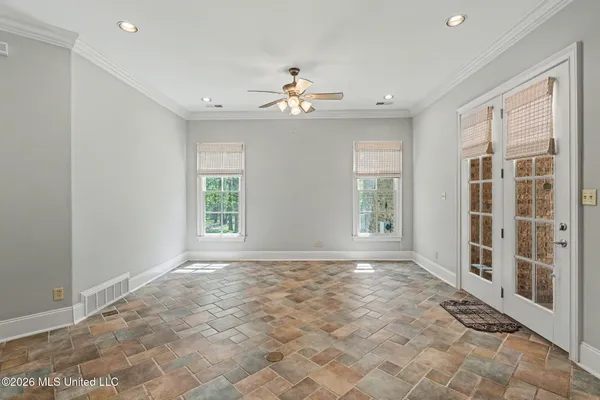 $1,100,000 | 13921 Valley Oaks Drive, Olive Branch, MS 38654