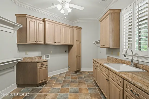 $1,100,000 | 13921 Valley Oaks Drive, Olive Branch, MS 38654