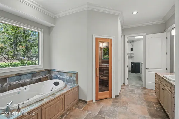 $1,100,000 | 13921 Valley Oaks Drive, Olive Branch, MS 38654
