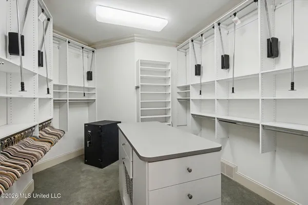 $1,100,000 | 13921 Valley Oaks Drive, Olive Branch, MS 38654