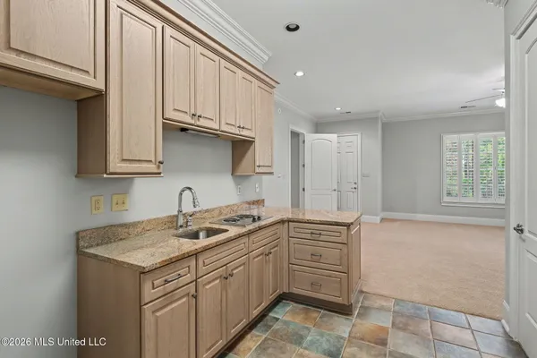 $1,100,000 | 13921 Valley Oaks Drive, Olive Branch, MS 38654