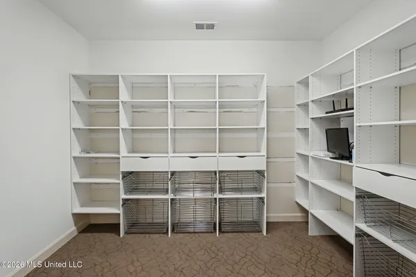 $1,100,000 | 13921 Valley Oaks Drive, Olive Branch, MS 38654