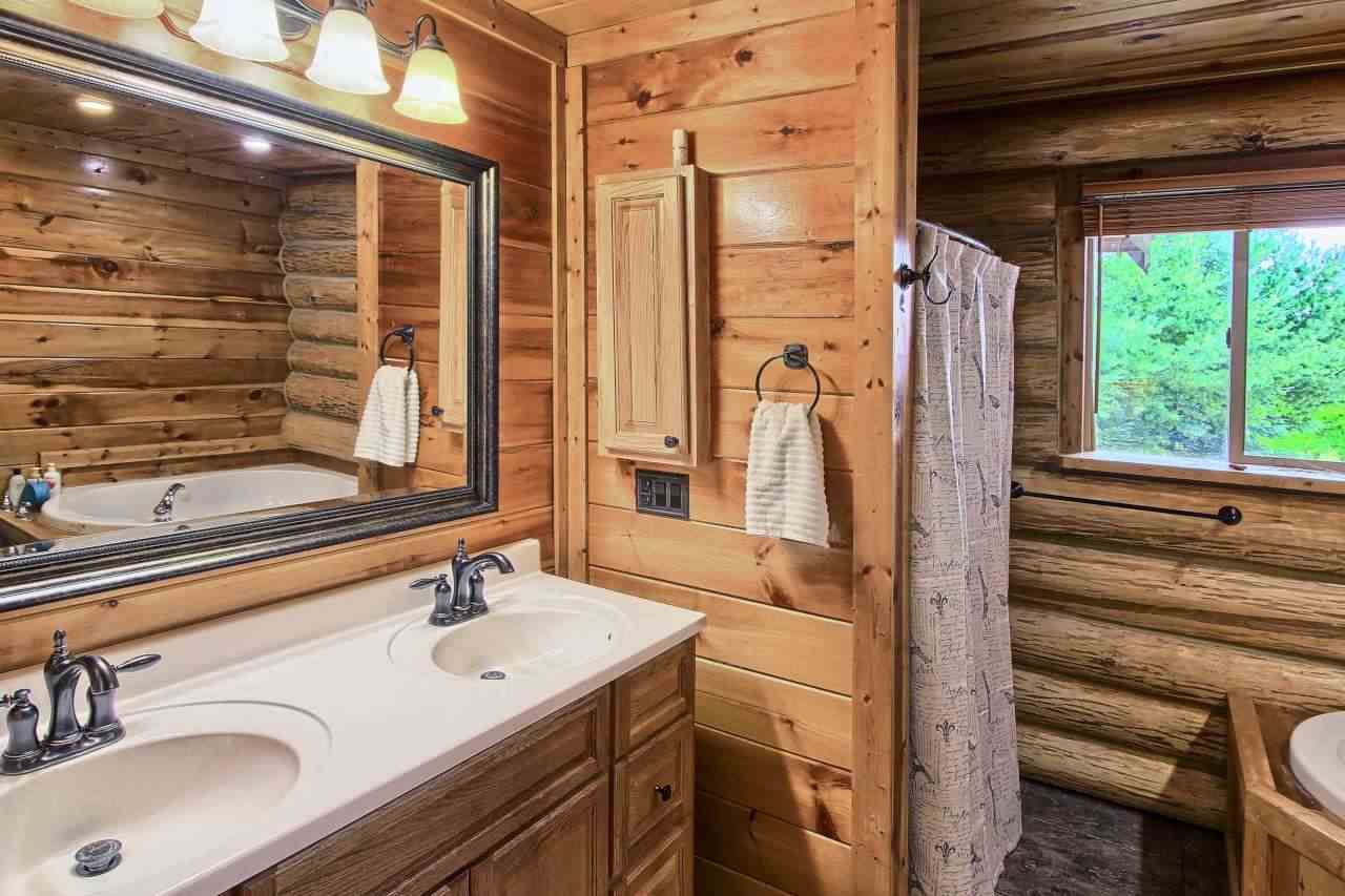 2375 Carroll Road Traverse City, MI 49686 - Photo 22 of 35 1854005-21.JPG