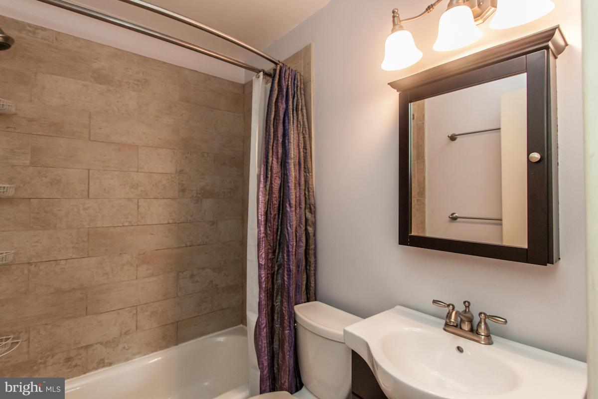 4520 Gage Road Alexandria, VA 22309 - Photo 12 of 17 Bath