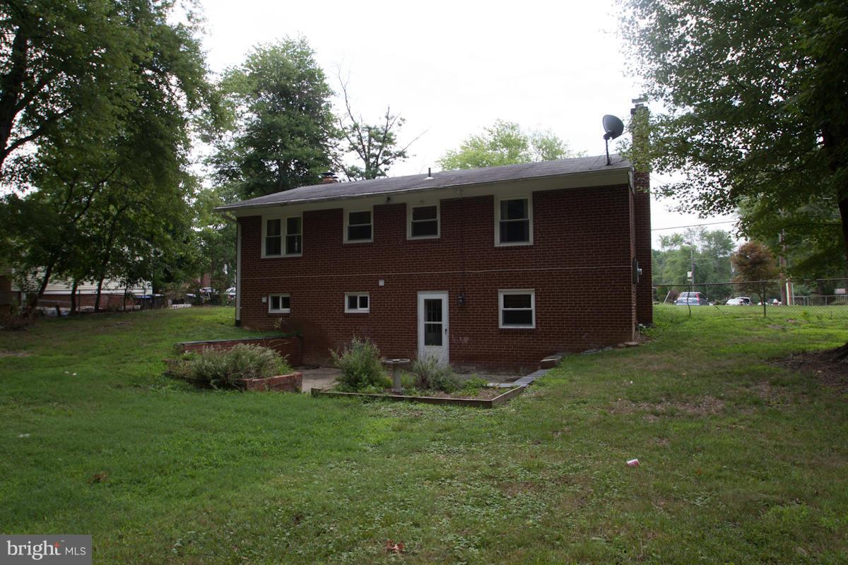 4520 Gage Road Alexandria, VA 22309 - Photo 16 of 17 Exterior (Rear)