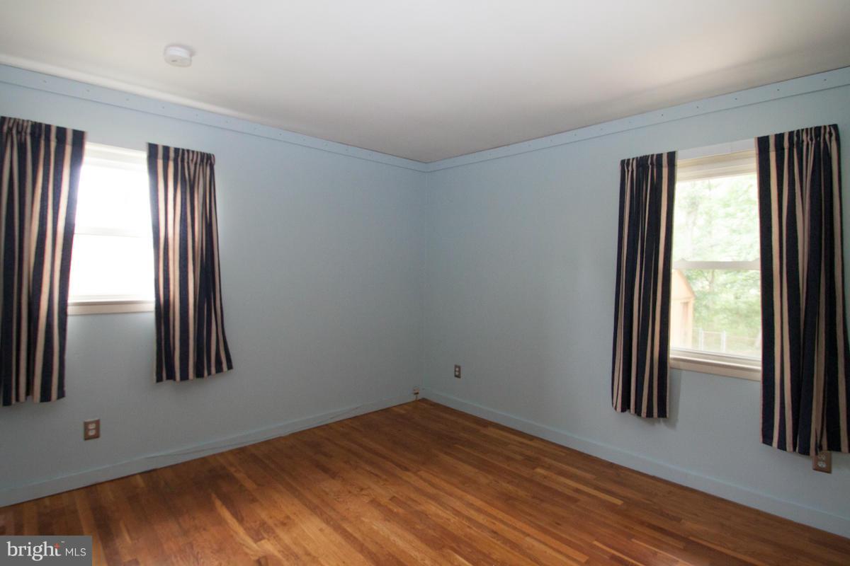 4520 Gage Road Alexandria, VA 22309 - Photo 8 of 17 Bedroom (Master)