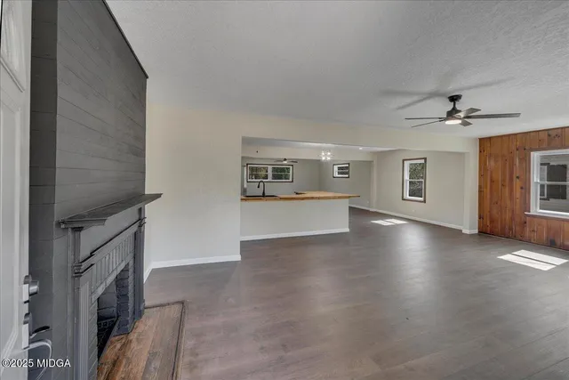 $179,000 | 410 Chamlee Drive, Fort Valley, GA 31030