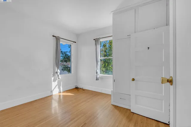 $1,045,000 | 3014 Encinal Avenue, Alameda, CA 94501