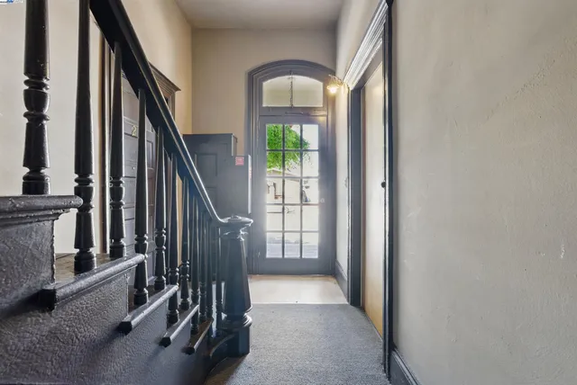 $1,045,000 | 3014 Encinal Avenue, Alameda, CA 94501