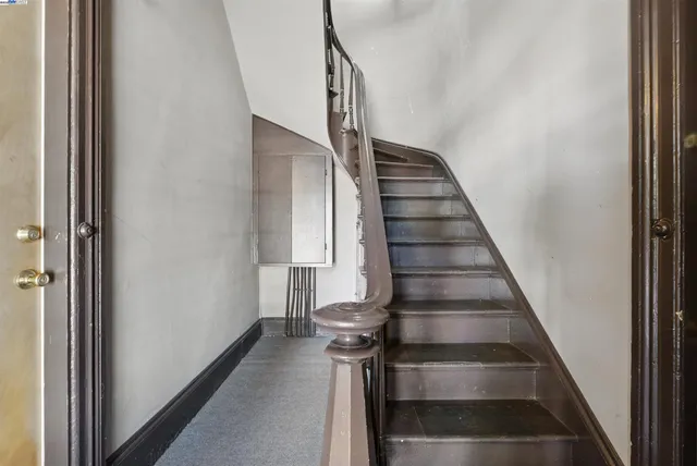 $1,045,000 | 3014 Encinal Avenue, Alameda, CA 94501