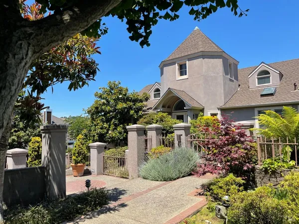 $11,000 | 18 Laurel Avenue, Belvedere, CA 94920