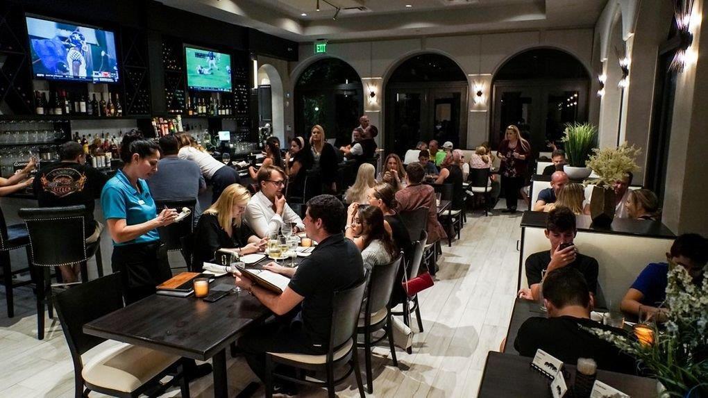 17682 Middlebrook Way Boca Raton, FL 33496 - Photo 30 of 36 Restaurant / Lounge