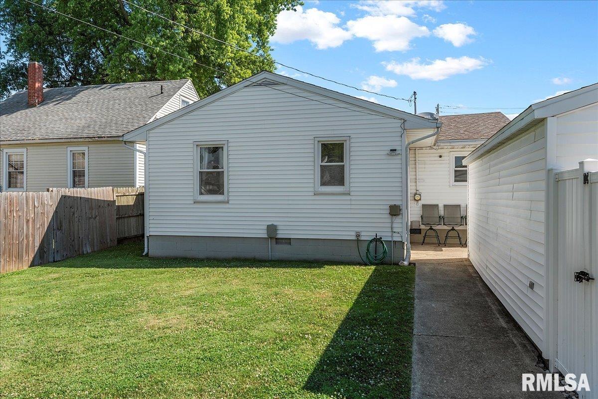 408 West Springfield Road Taylorville, IL 62568 - Photo 29 of 34