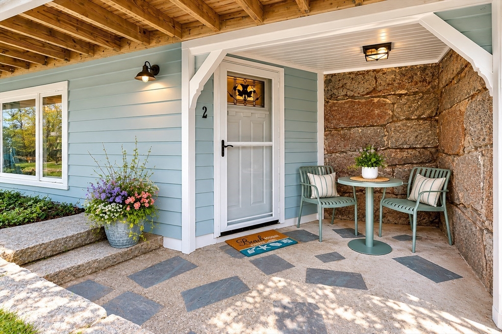 6 Mt Locust Place, Unit 2 Gloucester, MA 01930 - Photo 1 of 39