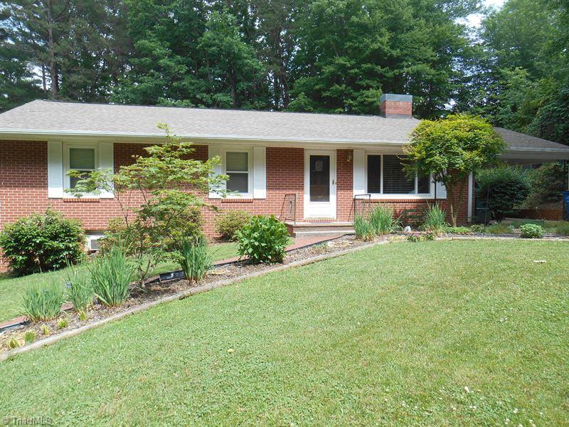 122 Willis Road Mount Airy, NC 27030 - Photo 1 of 16 Gallery Image 1