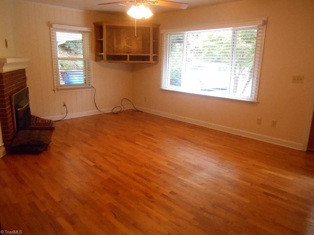 122 Willis Road Mount Airy, NC 27030 - Photo 5 of 16 Gallery Image 5