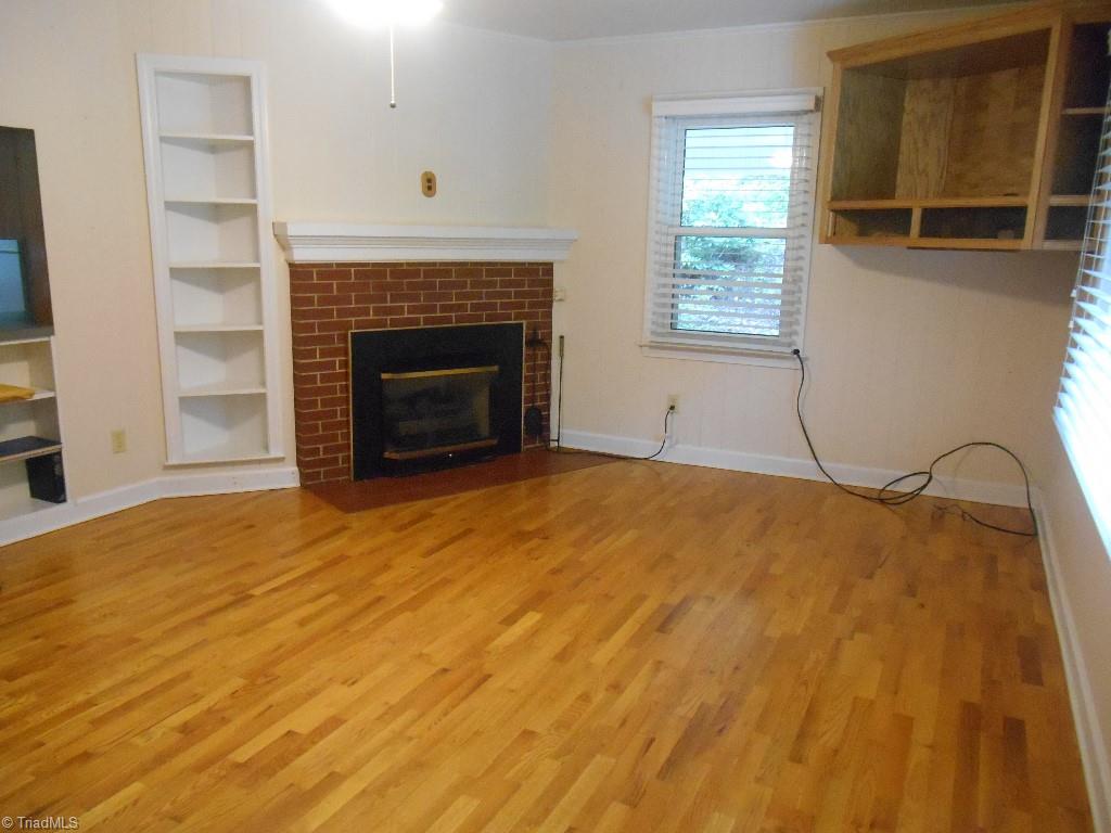 122 Willis Road Mount Airy, NC 27030 - Photo 6 of 16 Gallery Image 6
