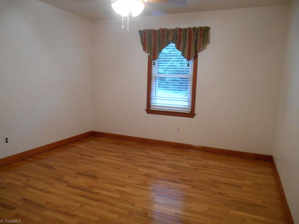 122 Willis Road Mount Airy, NC 27030 - Photo 9 of 16 Gallery Image 9