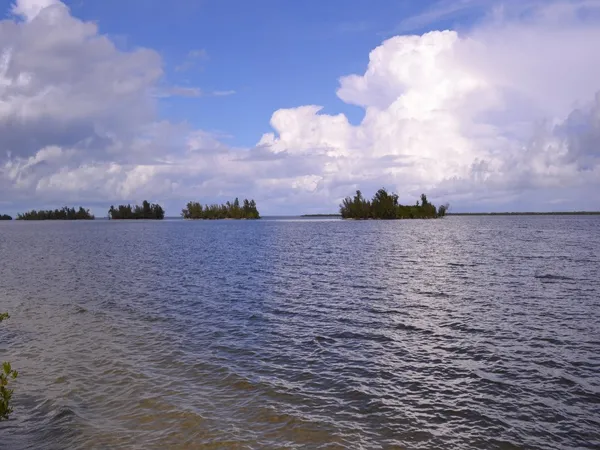 $2,200 | 6240 East Mirror Lake Drive, Unit 201, Sebastian, FL 32958