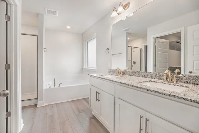 $309,900 | 13721 Seneca Lk Drive, Texas City, TX 77568