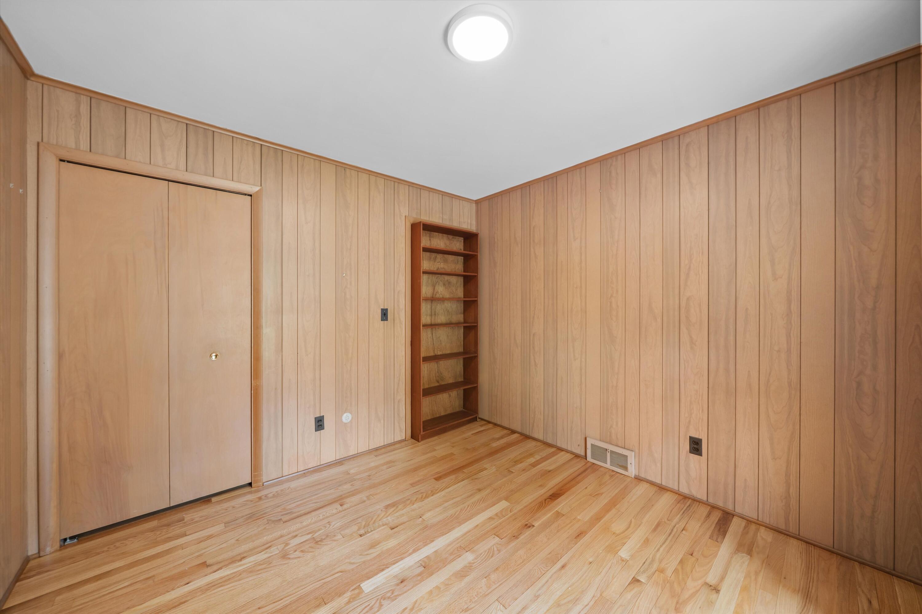 1376 Bird Road Ann Arbor, MI 48103 - Photo 23 of 66 Den