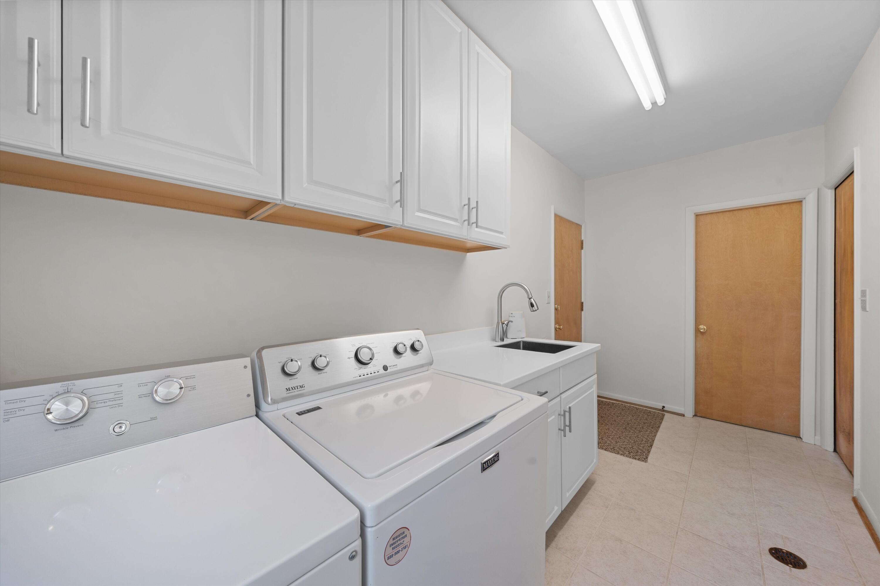 1376 Bird Road Ann Arbor, MI 48103 - Photo 25 of 66 1st Floor Laundry