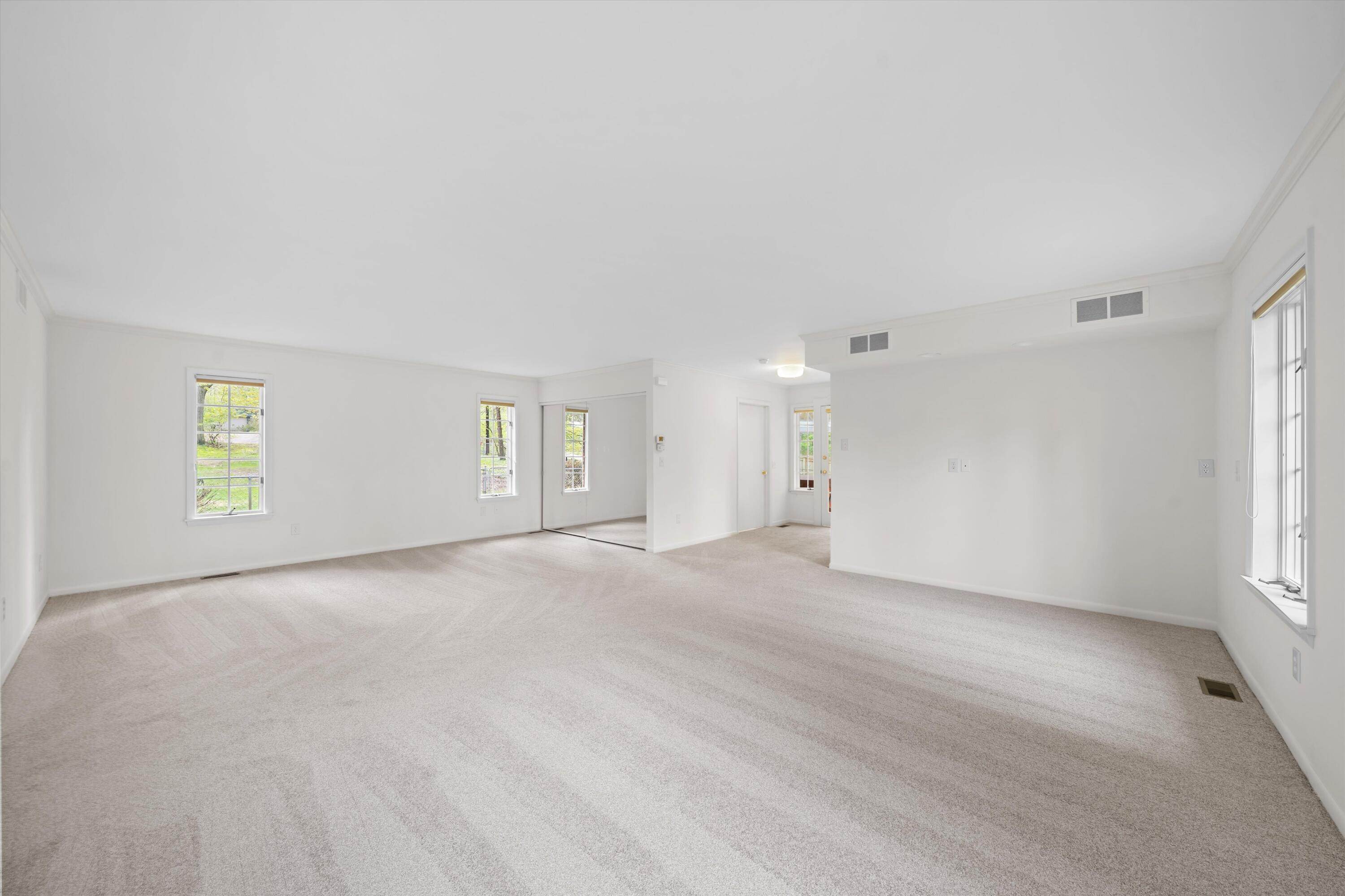 1376 Bird Road Ann Arbor, MI 48103 - Photo 29 of 66 Primary Suite
