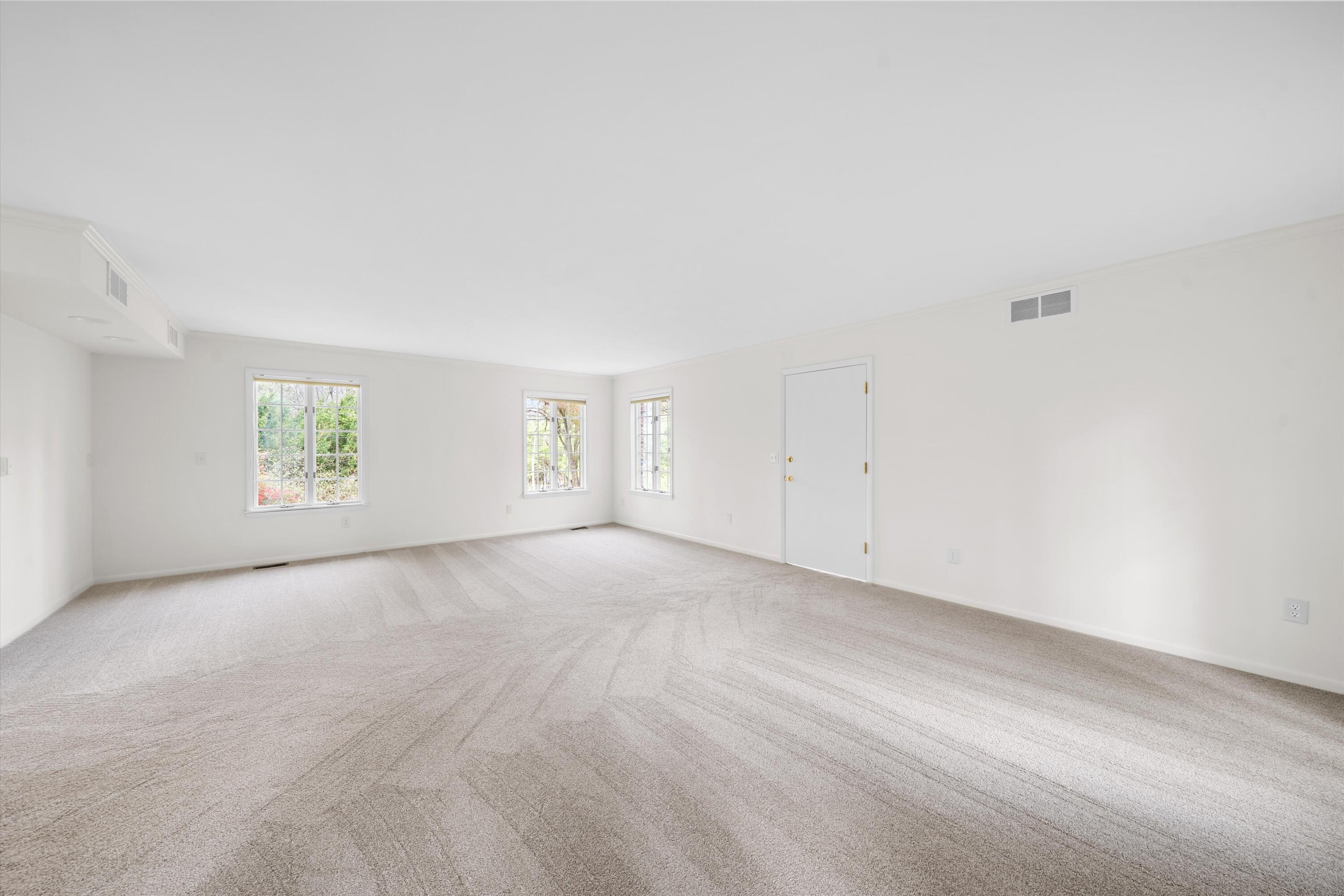 1376 Bird Road Ann Arbor, MI 48103 - Photo 30 of 66 Primary Suite