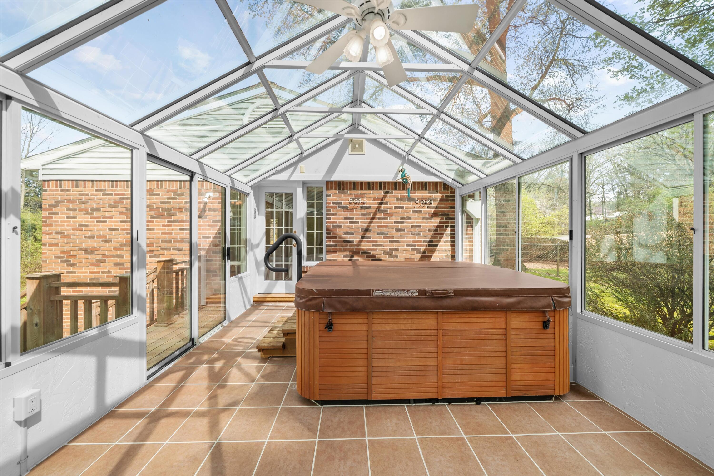 1376 Bird Road Ann Arbor, MI 48103 - Photo 36 of 66 Sun Room