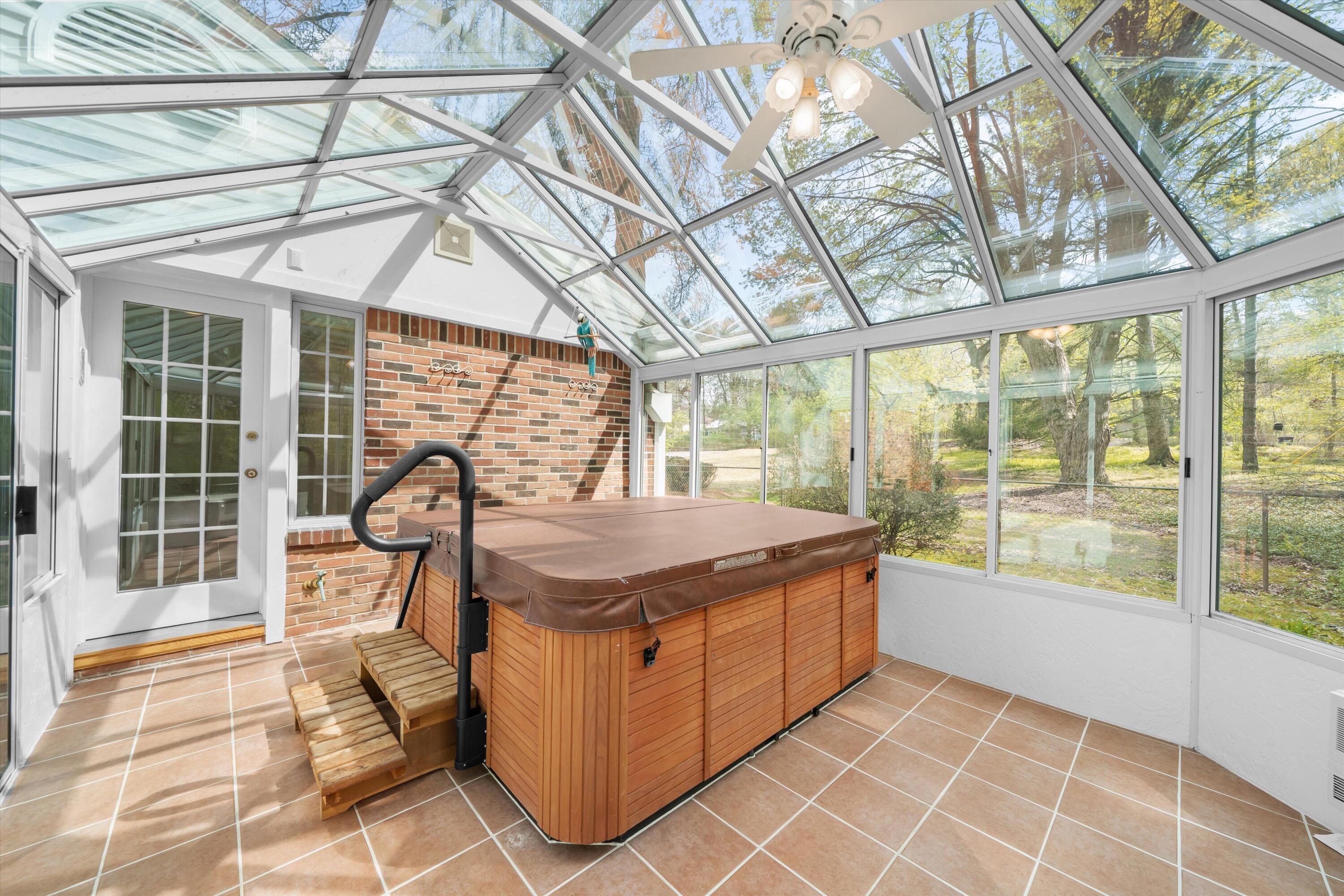 1376 Bird Road Ann Arbor, MI 48103 - Photo 37 of 66 Sun Room