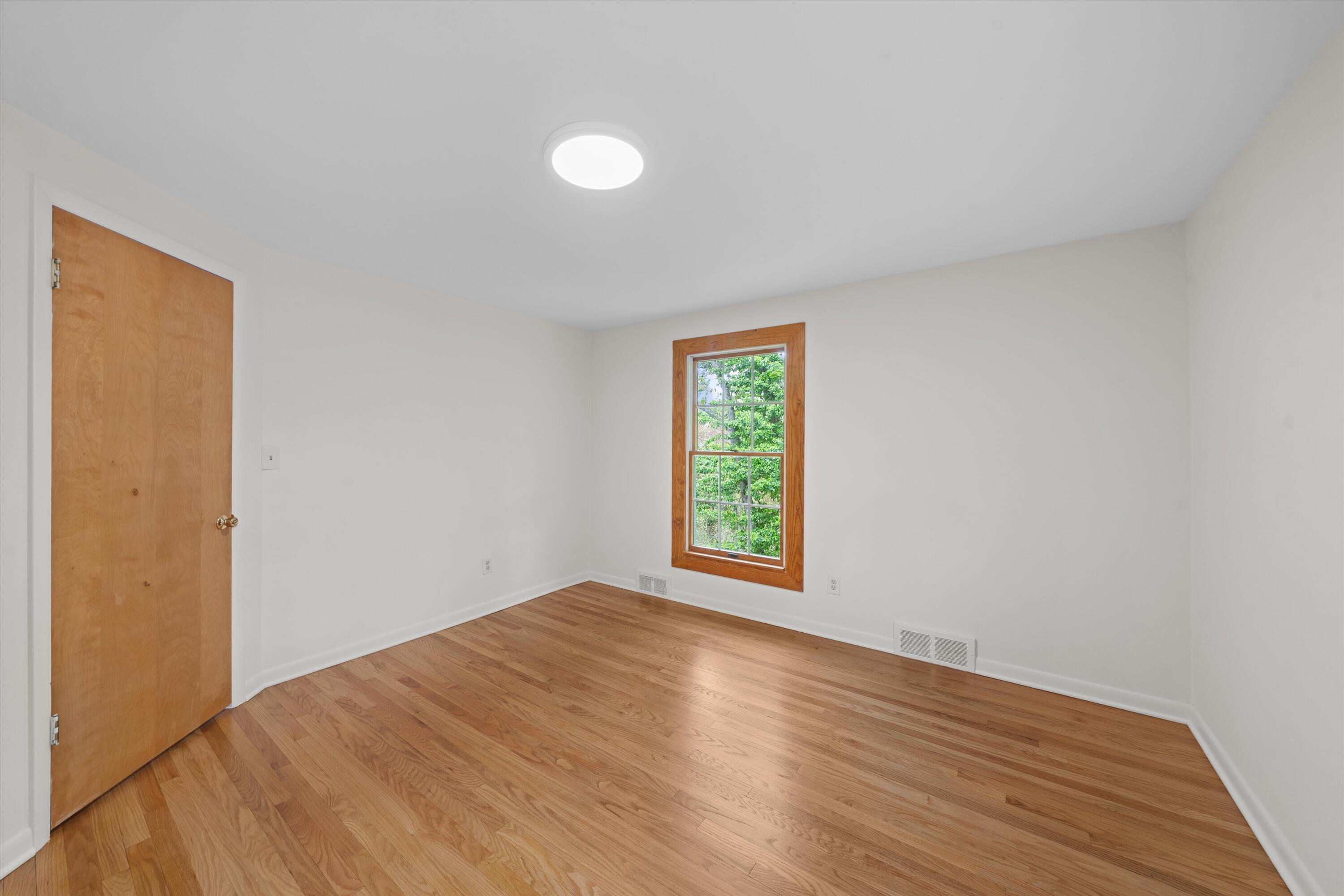 1376 Bird Road Ann Arbor, MI 48103 - Photo 44 of 66 Bedroom 4