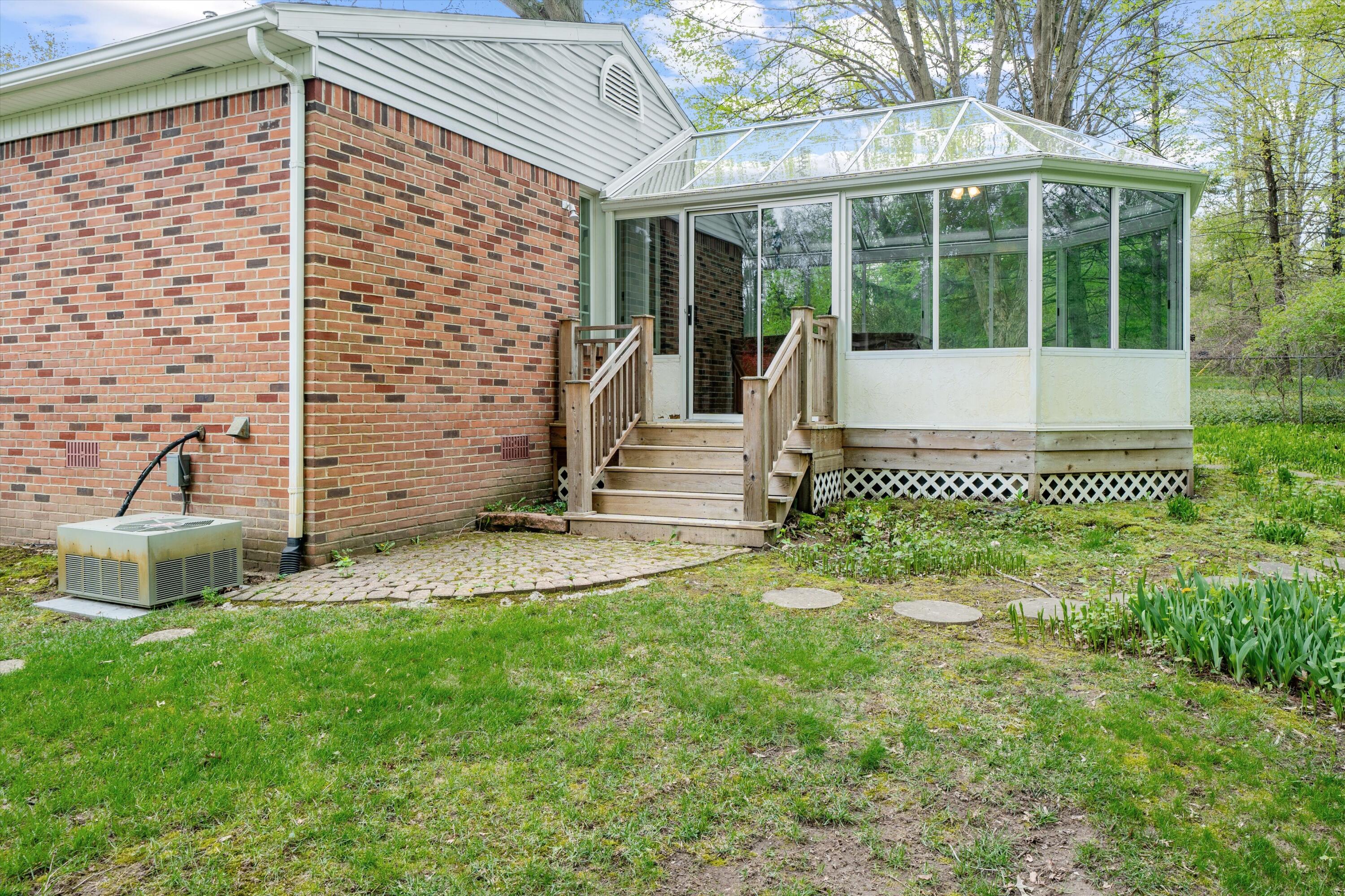1376 Bird Road Ann Arbor, MI 48103 - Photo 65 of 66 Back