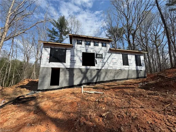 348 Woodland Drive, Elkin, NC 28621