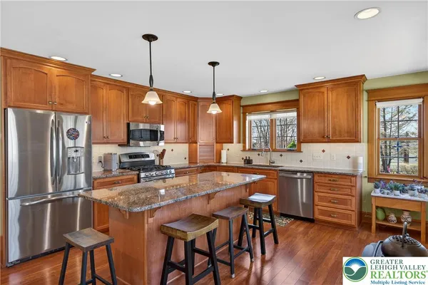 $369,900 | 4243 Main Street, Whitehall, PA 18052