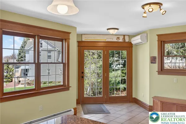 $369,900 | 4243 Main Street, Whitehall, PA 18052