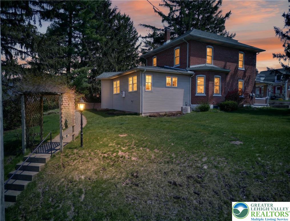 4243 Main Street Whitehall, PA 18052 - Photo 35 of 39