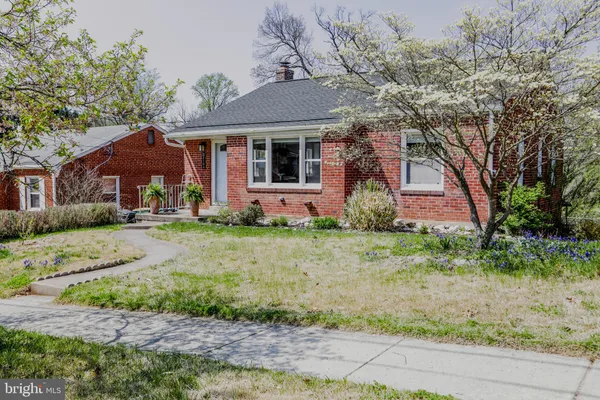$549,000 | 3104 Gumwood Drive, Hyattsville, MD 20783