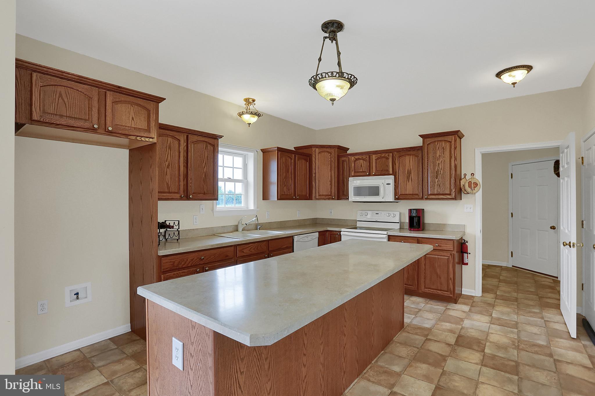 199 Green Hill Road Newville, PA 17241 - Photo 8 of 38