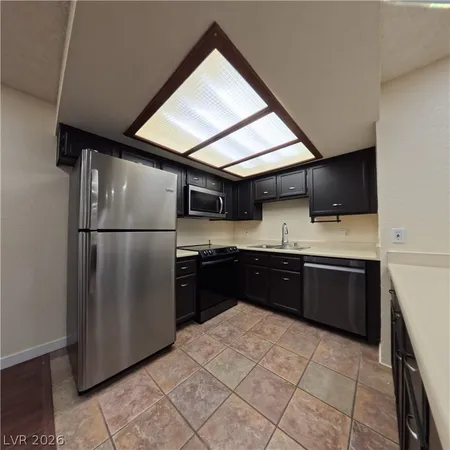 $1,625 | 2701 Otter Creek Court, Unit 201, Las Vegas, NV 89117