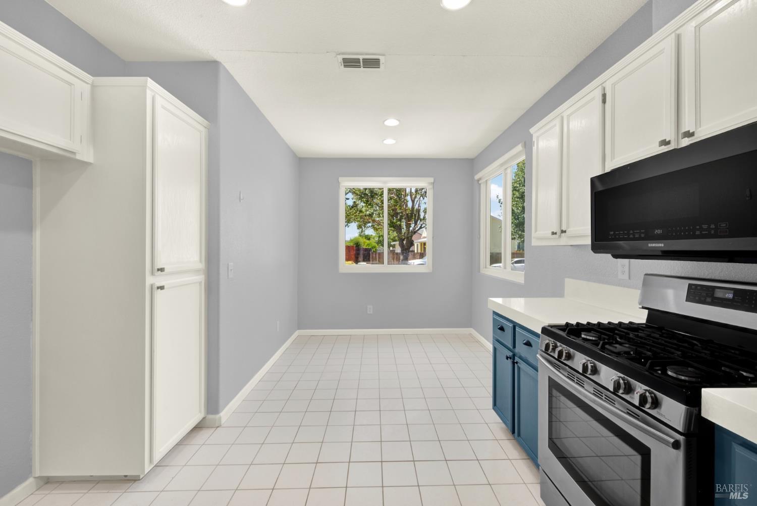 512 Vierra Street Rio Vista, CA 94571 - Photo 32 of 76