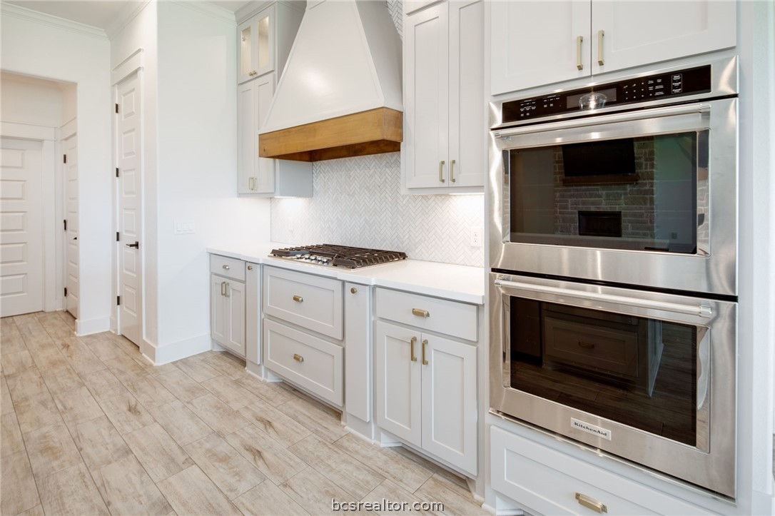 5035 Greenstone Way Bryan, TX 77802 - Photo 13 of 50