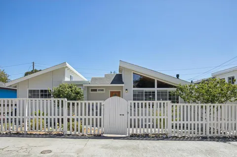 $1,439,000 | 1524 A 17th Avenue, Santa Cruz, CA 95062