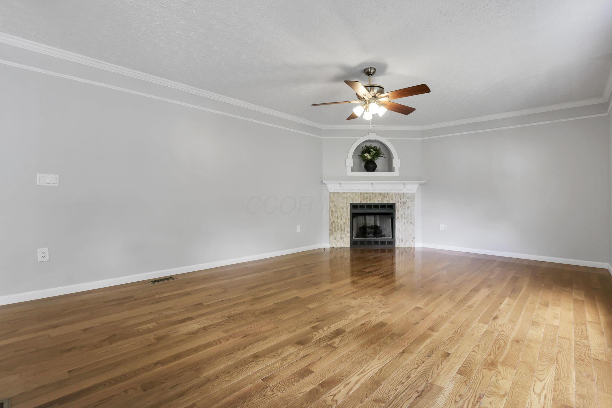 19 Ravine View Court Pataskala, OH 43062 - Photo 29 of 74 29-web-or-mls-939A2366