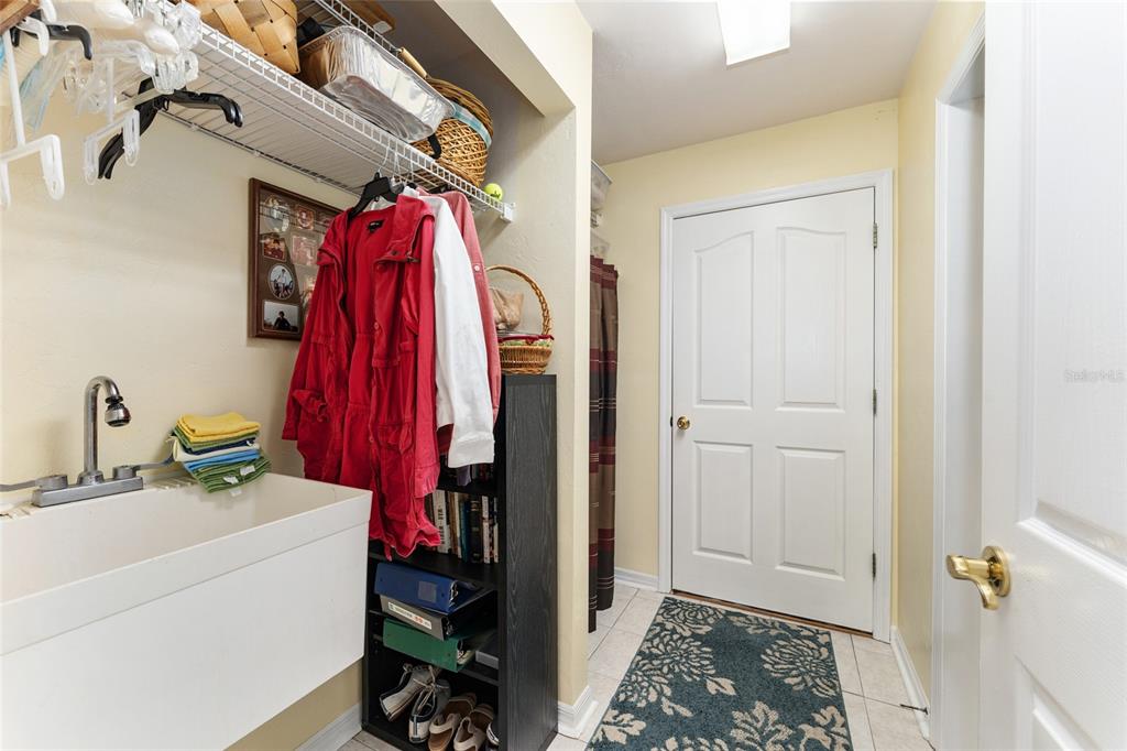10922 Palmetto Boulevard Alachua, FL 32615 - Photo 29 of 51 a view of a walk in closet