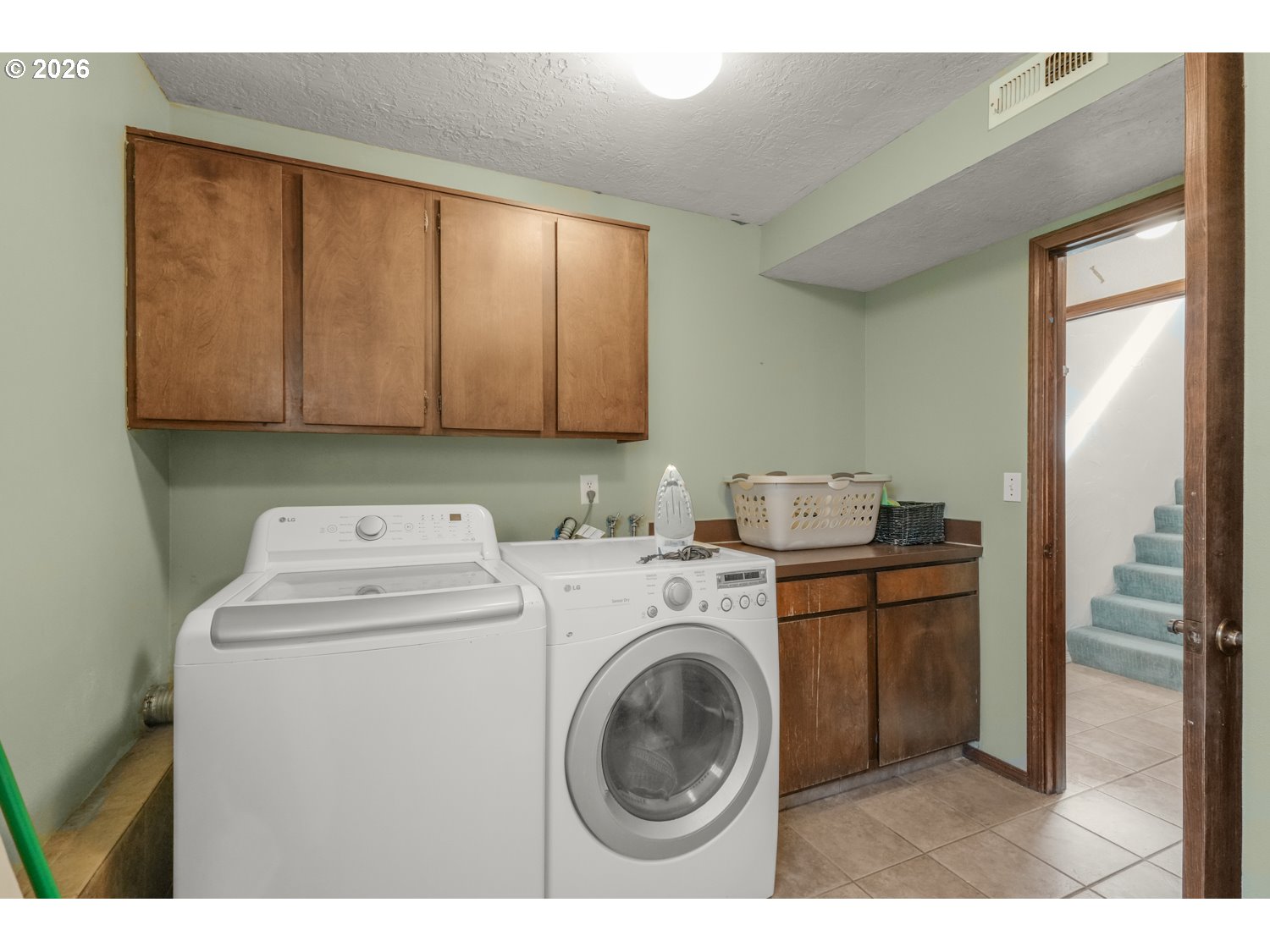1829 Southwest 17th Street Gresham, OR 97080 - Photo 22 of 27 a utility room with dryer and washer
