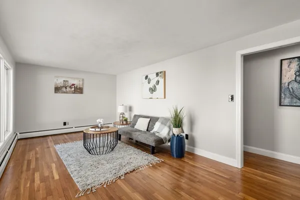$450,000 | 6 Nathaniel Street, Worcester, MA 01604