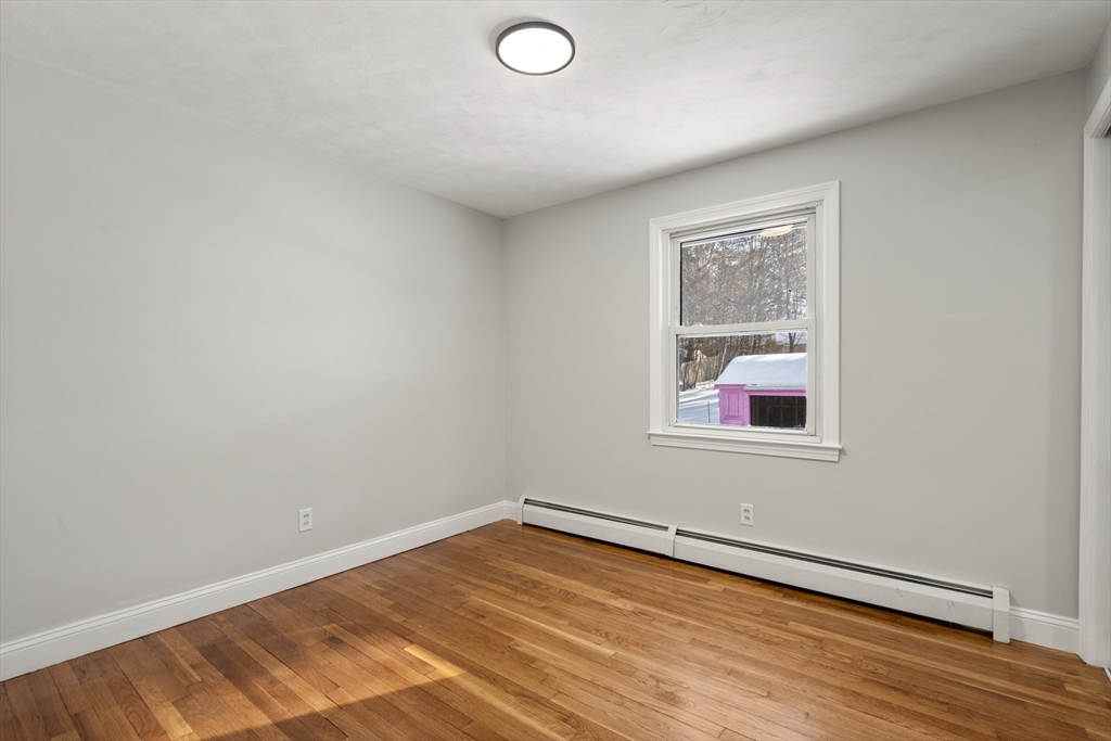 6 Nathaniel Street Worcester, MA 01604 - Photo 17 of 38