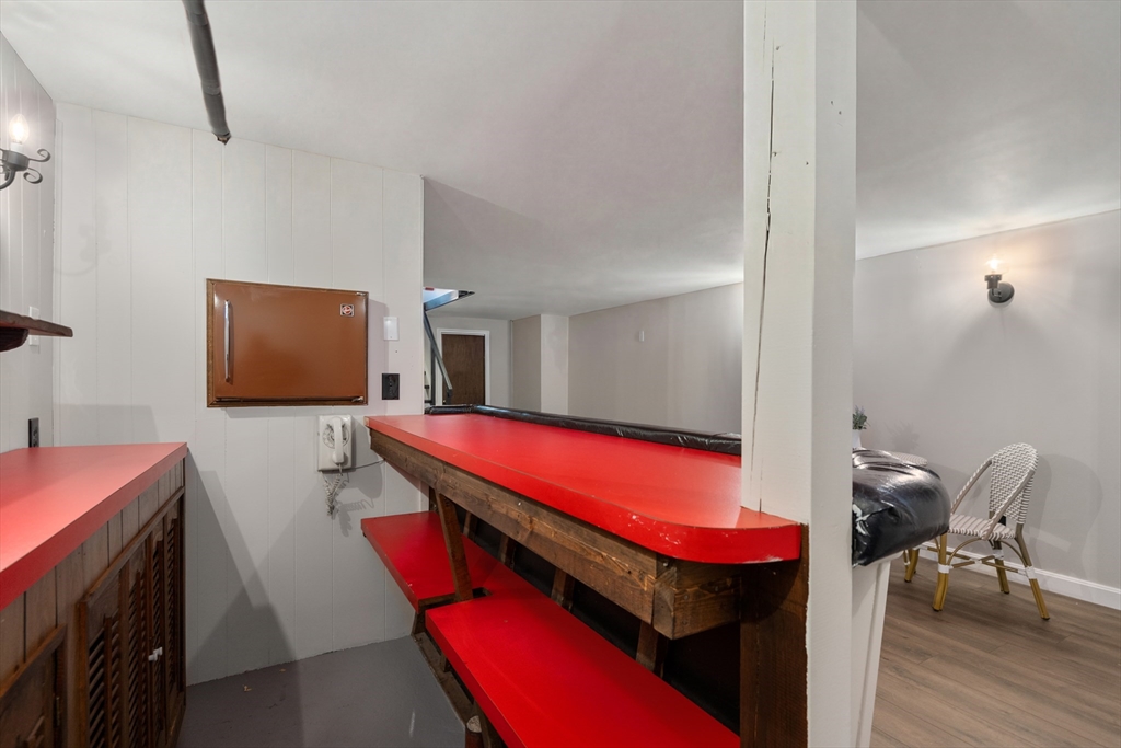 6 Nathaniel Street Worcester, MA 01604 - Photo 32 of 38